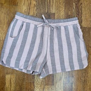 Universal Thread Linen blend shorts